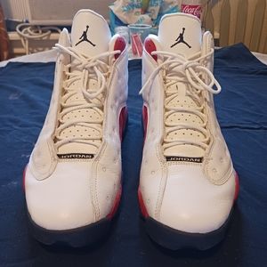 Air jordan retro 13 cherrys